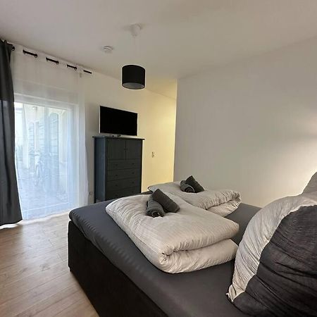 Apartamento Modern, Stylisch Und Zentral! Meuselwitz Exterior foto